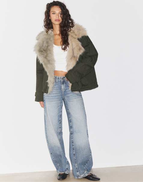 Stradivarius gewatteerd oversized jack in suède-look met faux-furkraag in kaki - view 1