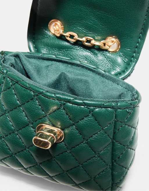 Stradivarius gewatteerde charm mini-tas in flesgroen, 3 van 4