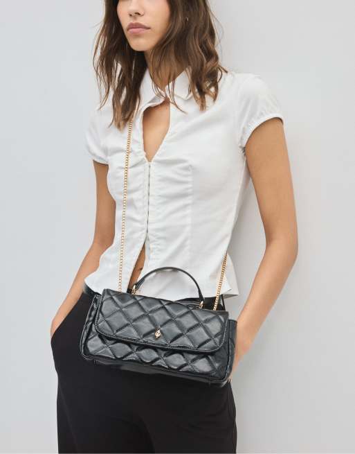 Stradivarius gewatteerde crossbodytas met ketting in zwart, 2 van 4