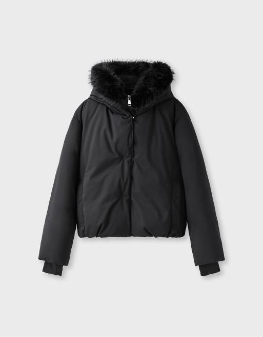 Stradivarius giacca imbottita con cappuccio e pelliccia sintetica nera, 6 di 7