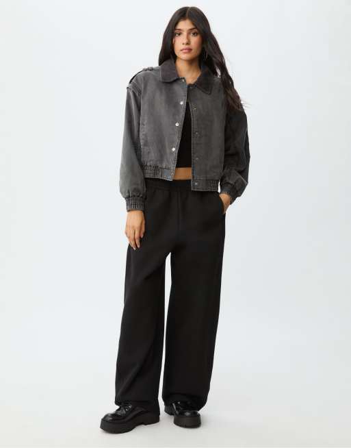 Stradivarius - Giacca taglio corto nera effetto sbiadito