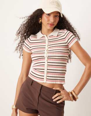 Gilet court en maille  manches courtes et rayures - Stradivarius - Modalova