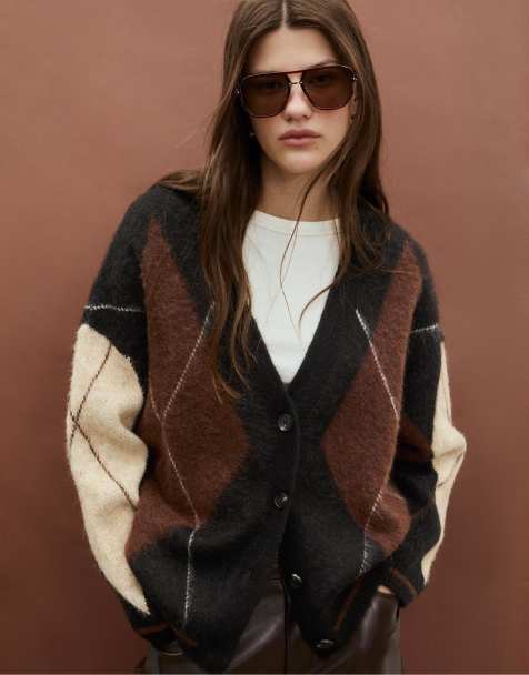 Stradivarius - Gilet en maille à motif losanges - Noir - view 1