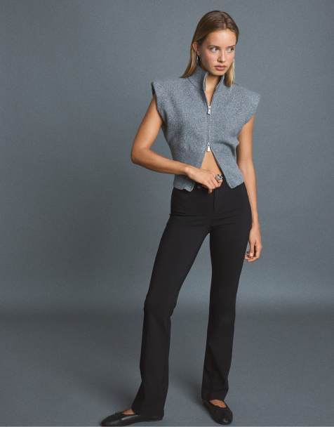 Stradivarius gilet en maille avec épaules rembourrées et fermeture zippée gris foncé - view 1