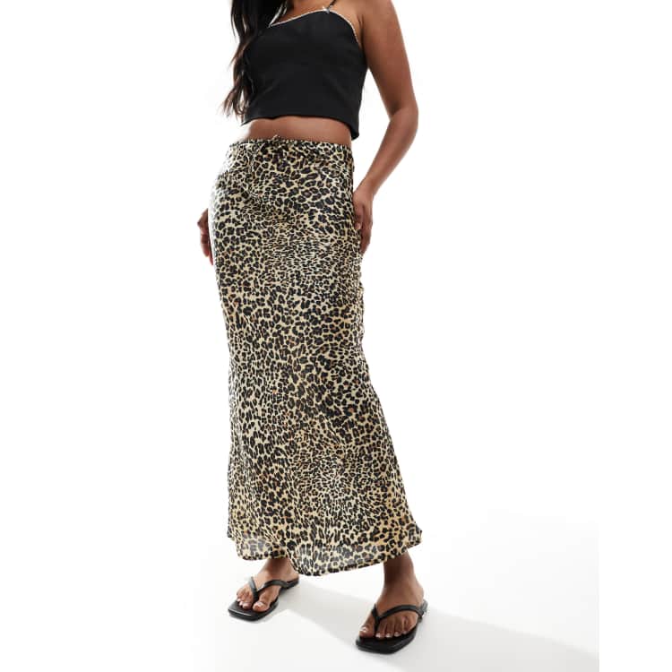Gonna leopardata stradivarius store