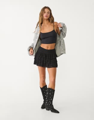 Stradivarius - Gonna pantalone in pizzo nero - view 1