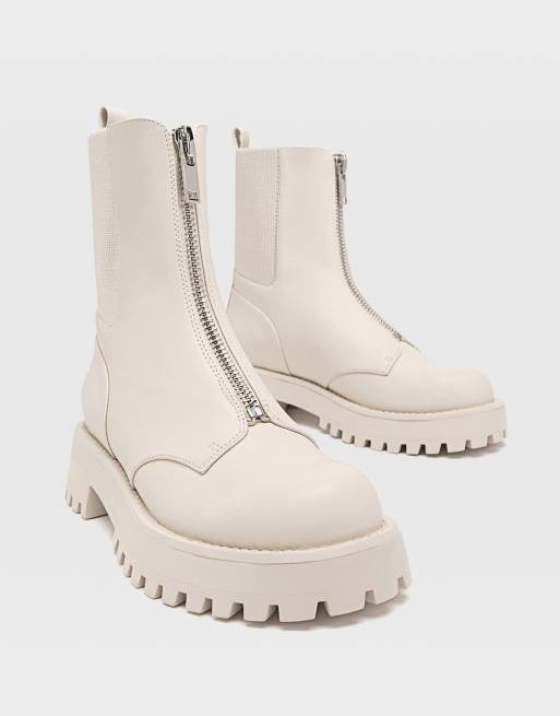 Stradivarius – Gräddvita chelseaboots med dragkedja framtill