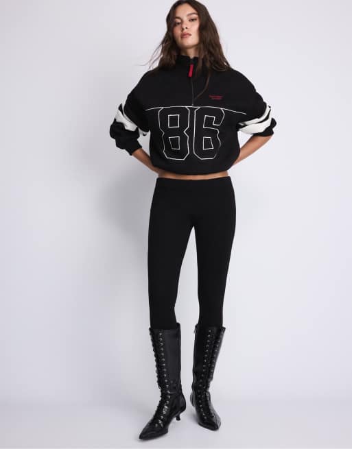 Stradivarius Graphic balloon sweatshirt in black, 5 of 7