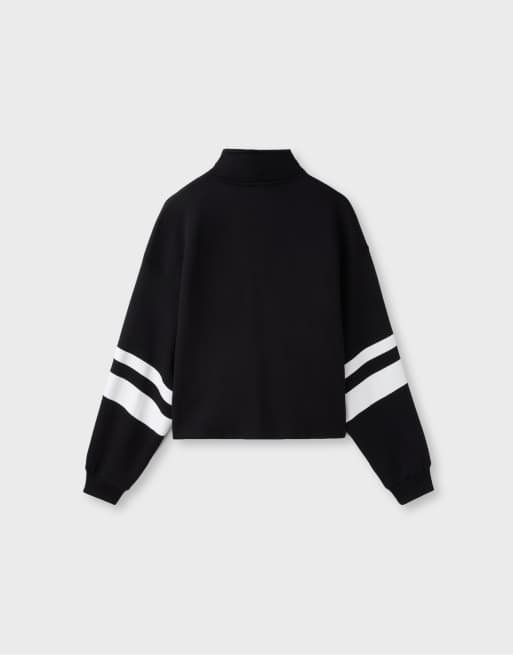 Stradivarius Graphic balloon sweatshirt in black, 7 of 7
