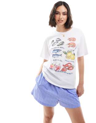 Stradivarius graphic oversized t-shirt in white