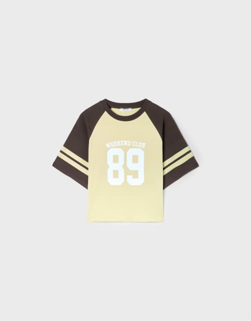Stradivarius Graphic raglan t-shirt in khaki, 6 of 7