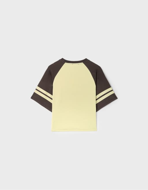 Stradivarius graphic T-shirt met raglanmouwen in kaki, 7 van 7