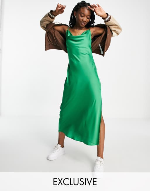 Stradivarius - Grøn slip-midikjole i satin