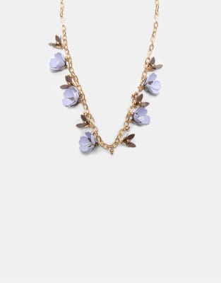 Stradivarius - Halskette in Ecru mit floralem Charms-Weiß