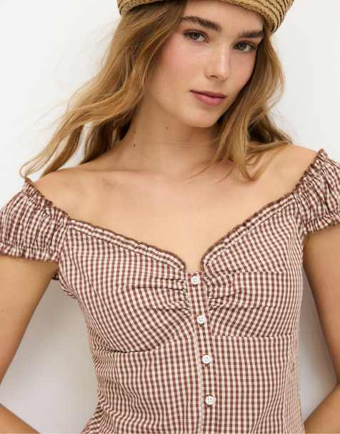 Stradivarius Heart neckline top with buttons in brown - view 1