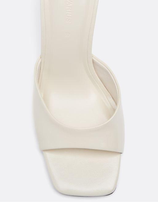 Stradivarius Heeled mule sandals in ecru, 5 of 7