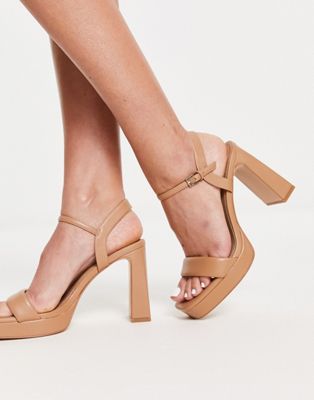 Stradivarius heeled platform sandal in tan