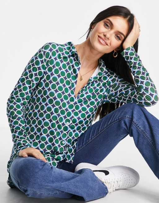 Stradivarius – Hemdbluse mit Geomuster in Blau