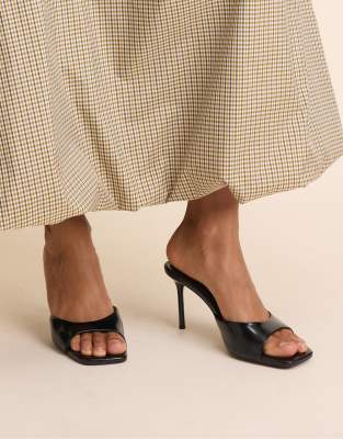 Stradivarius High heeled mules in black in black