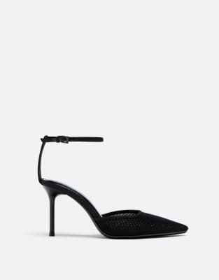 Stradivarius - High Heels aus Netzstoff in Schwarz