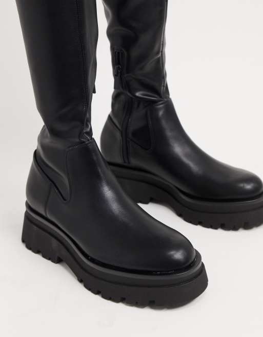 Stradivarius high-leg chunky pull-on chelsea boots in black, 2 of 4