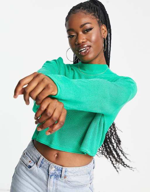 Green crop hot sale top sweater