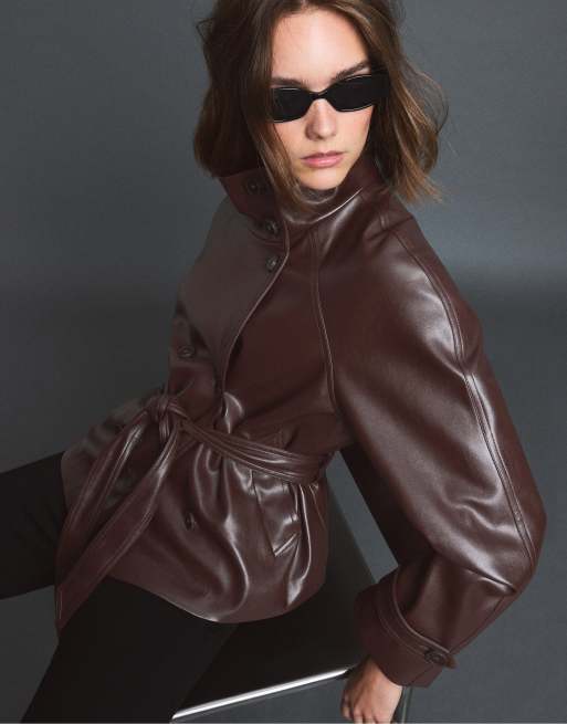 Stradivarius High neck leather effect trench coat in brown, 2 of 7