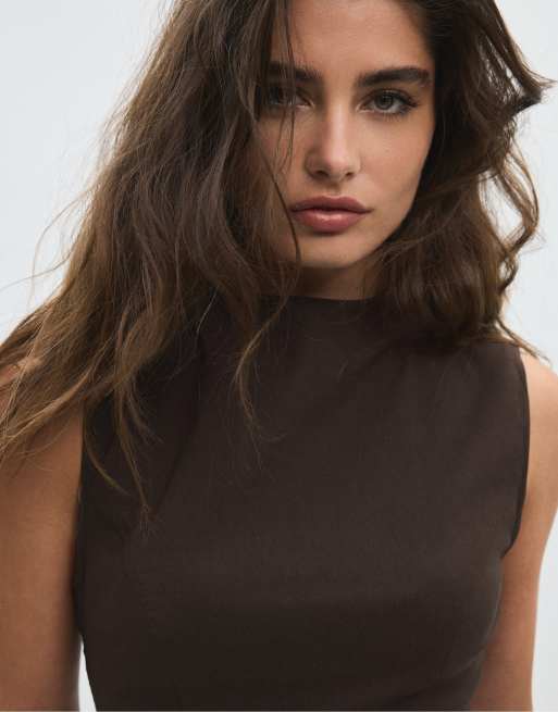 Stradivarius High-neck peplum sleeveless top in brown, 4 of 7