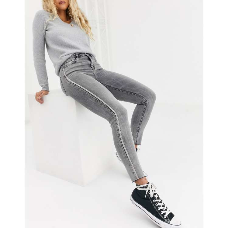 Stradivarius on sale striped jeans