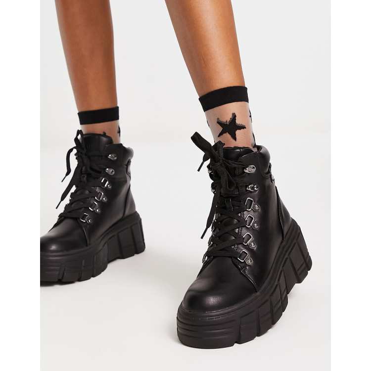 Hiking sales boots asos