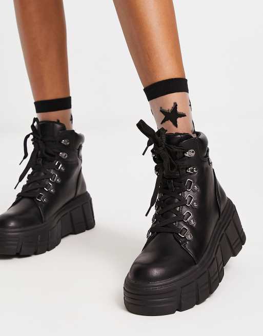 Black chunky hiking on sale boots