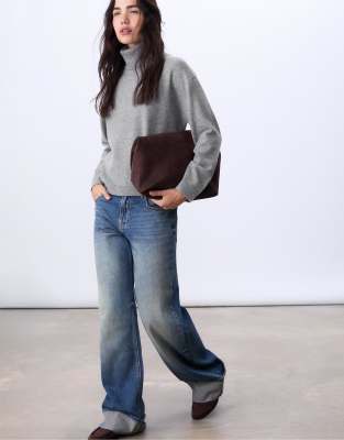Stradivarius - Hochgeschlossener Basic-Pullover in Dunkelgrau