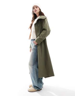 Stradivarius - Hochwertiger Trenchcoat in Khaki-Neutral