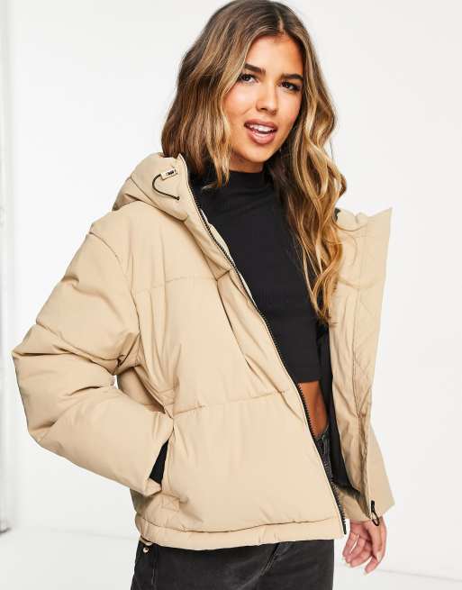 Stradivarius hooded puffer jacket in beige | ASOS