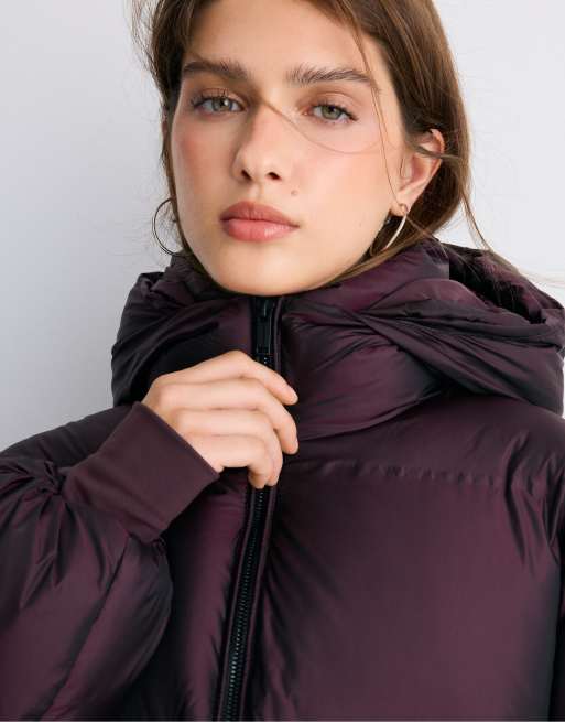 Stradivarius Hooded shiny padded jacket in dark purple, 4 of 7