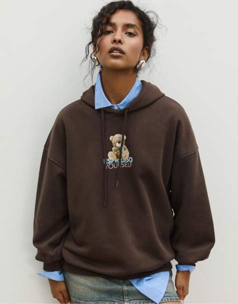 Stradivarius - Hoodie met grafische print in bruin - view 1