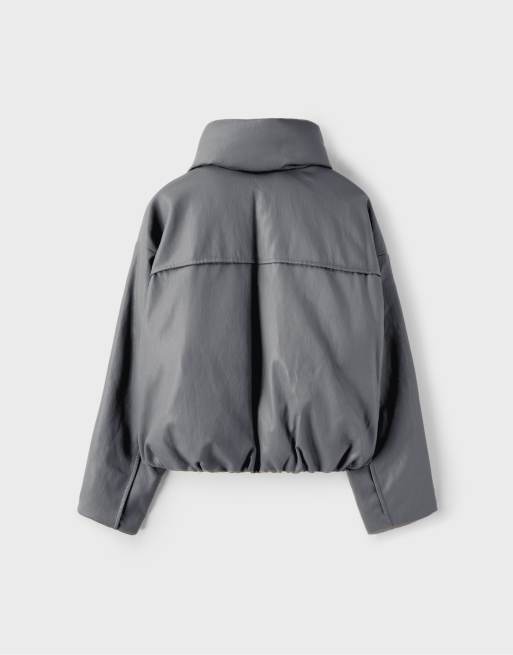 Stradivarius hoogsluitend gewatteerd jack met leerlook in donkergrijs, 7 van 7