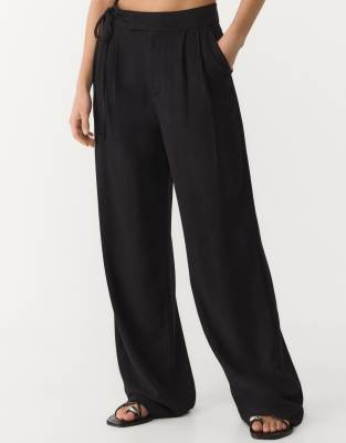 Stradivarius – Hose aus Leinenmix in Schwarz mit Bindedetail - view 1