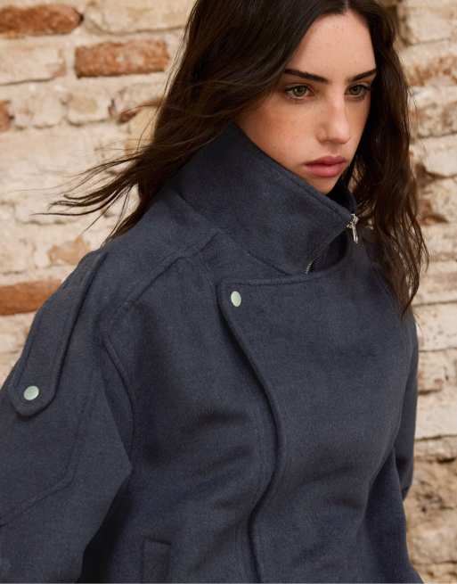 Stradivarius jack met riem en flap in grijs, 4 van 7