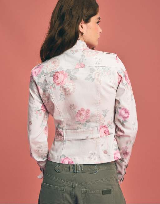 Stradivarius jacka med blommigt tryck och knäppning i naturvit, 3 av 7