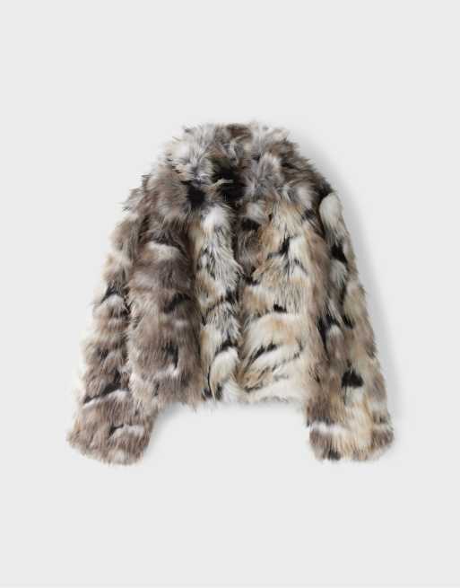 Stradivarius – Jacke aus Kunstpelz in Braun, 6 von 7
