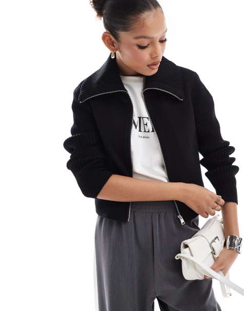 Stradivarius – Jacke in schwarzer Wolloptik mit Kragendetail - view 1