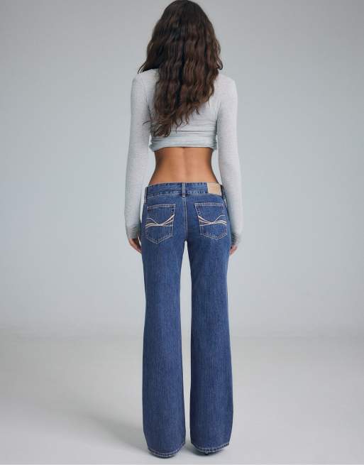 Stradivarius jean droit taille basse avec ceinture marteau en denim bleu moyen, 3 de 7