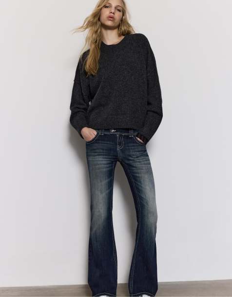 Stradivarius - Jean évasé avec poches brodées - Denim gris clair délavé - view 1