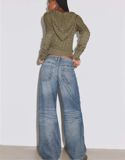 Stradivarius jean large à jambes larges et taille croisée en denim bleu moyen, 3 de 7