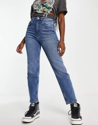 Stradivarius - Jean mom slim en coton stretch - Bleu moyen  | ASOS