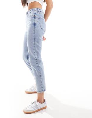 stradivarius mom jean with stretch x