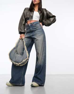Stradivarius - Jean ultra ample - Délavage vintage 