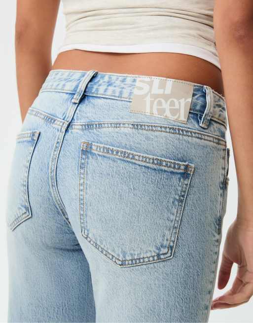 Stradivarius - Jeans a zampa a vita bassa blu medio chiaro, 3 di 4