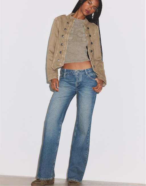 Stradivarius jeans a zampa con vita incrociata in denim blu medio, 5 di 5